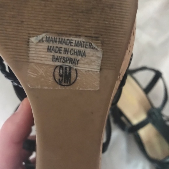 Mulata Dress, shoes & coordinating necklace #1 - Picture 8 of 8